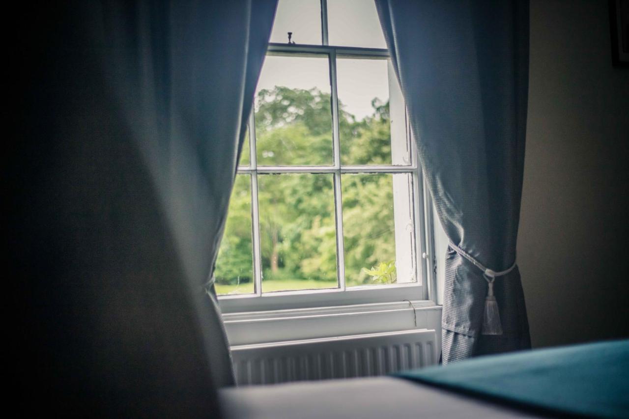 Caistor Hall Arminghall ภายนอก รูปภาพ
